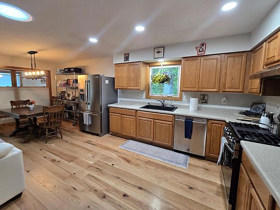 5th image of 2505 E Lake Shore DRIVE