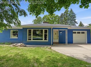 14217 Richfield St, Livonia, MI 48154