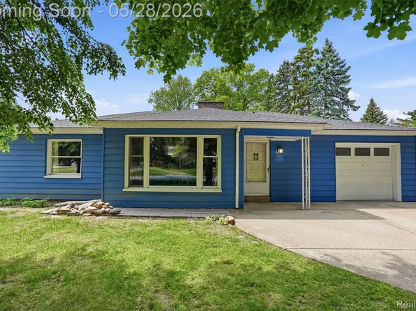 14217 Richfield St, Livonia, MI 48154