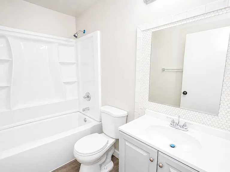277 S Avenue 52 #1 — Photo 12