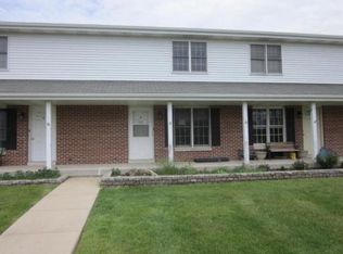101 Colonial Pkwy UNIT B, Yorkville, IL 60560