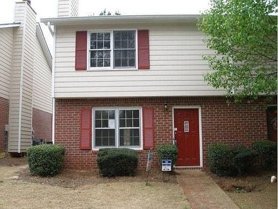 1st image of 2210 Kings Gate Cir APT D