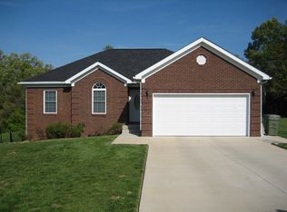 71 Pronghorn Ct, Vine Grove, KY 40175