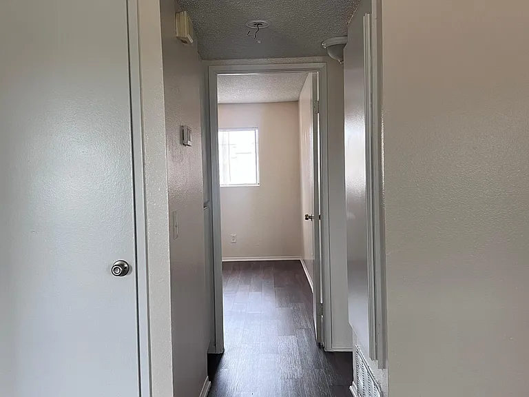 350-352 S Monte Vista St #352F — Photo 16