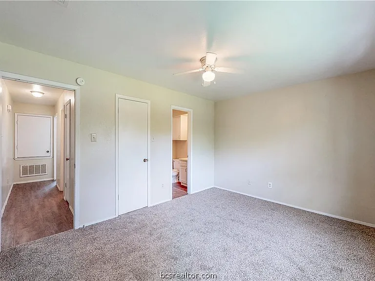 303 Manuel Dr #C — Photo 24