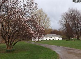 460 S Parrish Rd, Conneaut, OH 44030