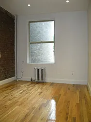 Rented by Tower Brokerage