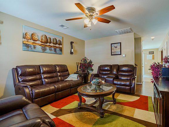 5th image of 209 Thyme Cir