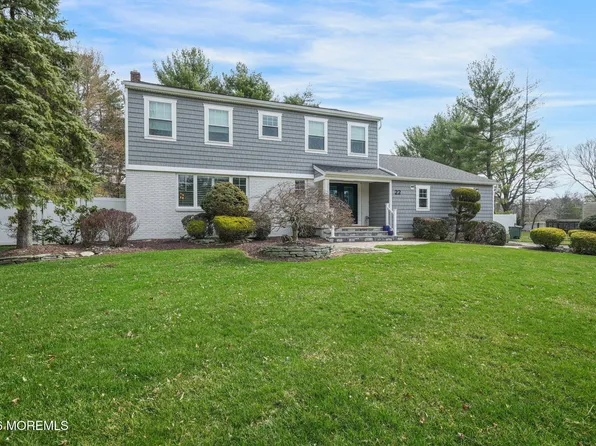 22 Alison Court, Marlboro, NJ 07746