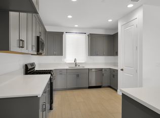 2157 Enchantment Dr, Manteca, CA