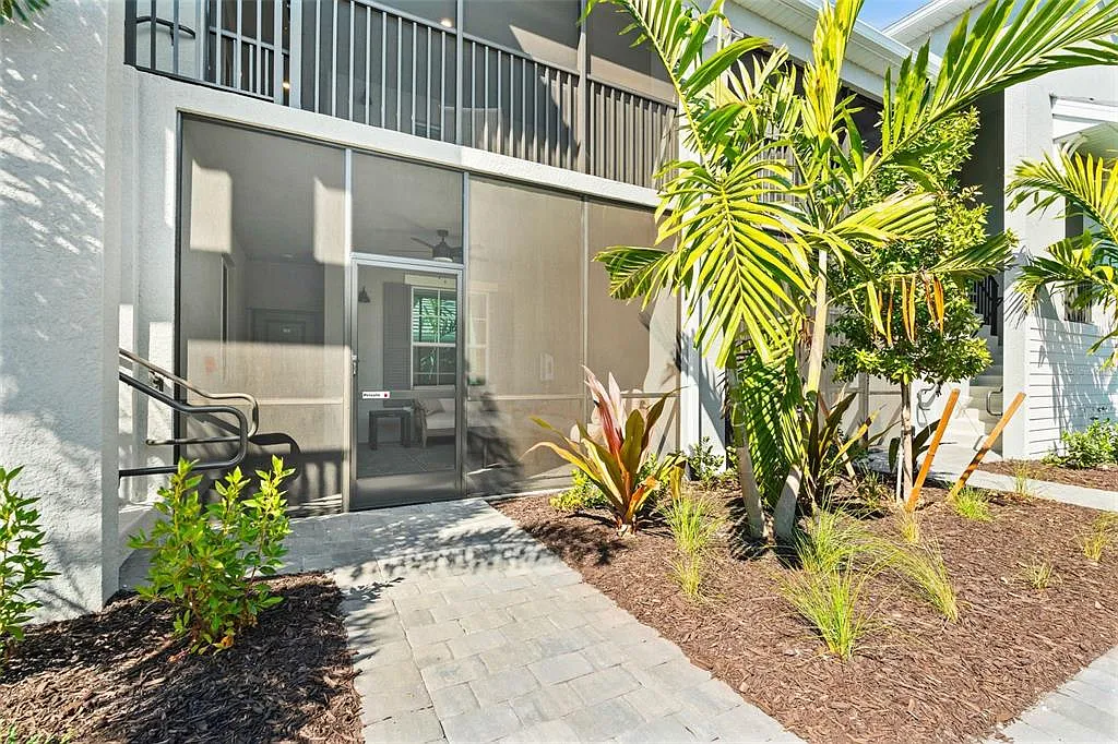 2 bed, 2.0 bath, 1569 sqft, $2,750 — Photo 4