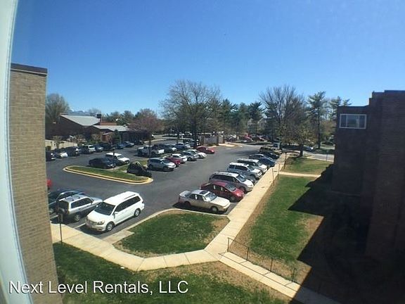2nd image of 450 Girard St APT 301