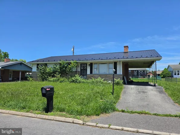 1426 Laurel Ct, Cumberland, MD 21502