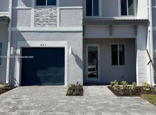 621 SE 13th Street Cir #1, Homestead, FL 33034