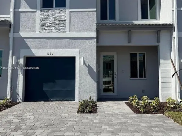621 SE 13th Street Cir #1, Homestead, FL 33034