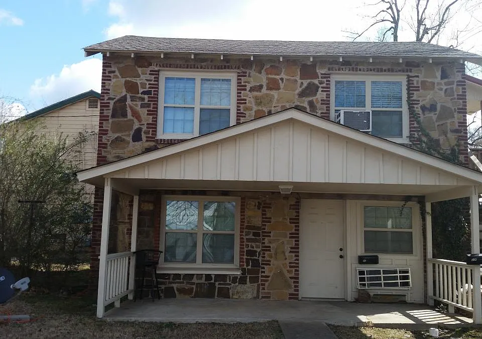 506 N Oak Ave