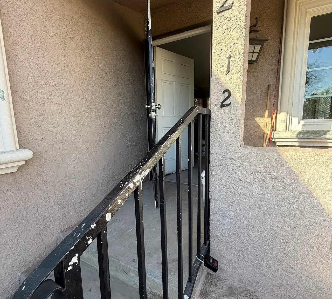 2 bed, 800 sqft, $2,800 — Photo 2