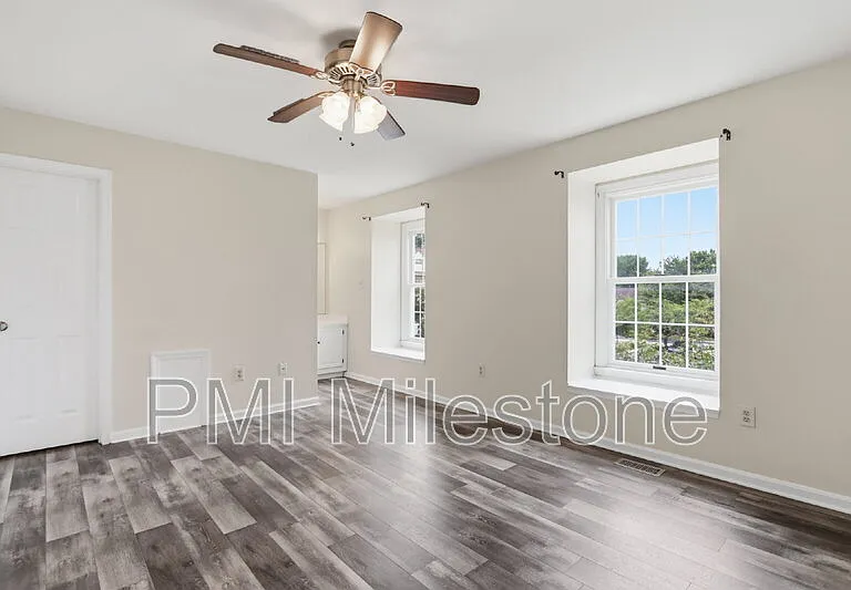 6581 Ewald Ct — Photo 22