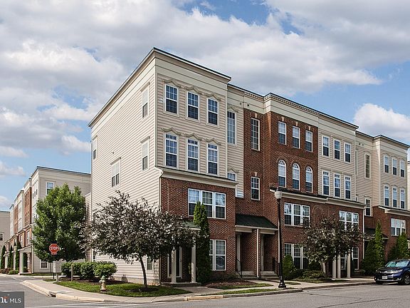 2nd image of 1801 Wheyfield Dr #15B