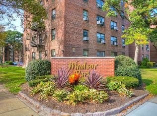 213-01 75th Ave #1G, Oakland Gardens, NY 11364