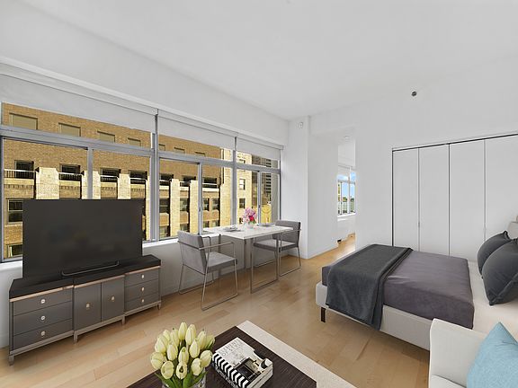 2nd image of 90 Washington St APT 7Q