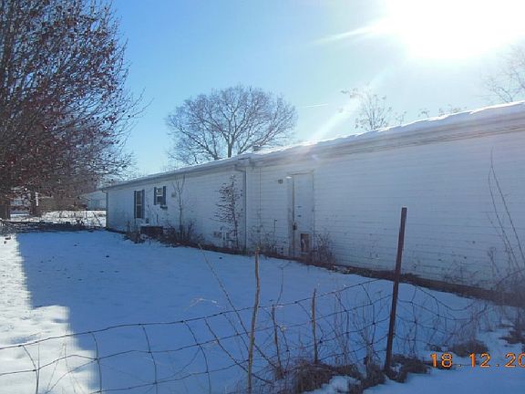 4th image of 7604 S Sarah St