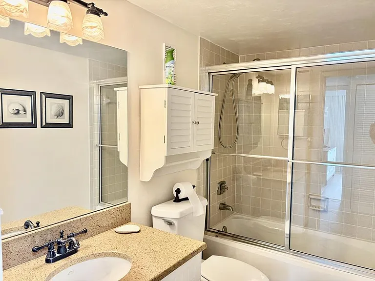 320 Seaview Ct #1710 — Photo 13