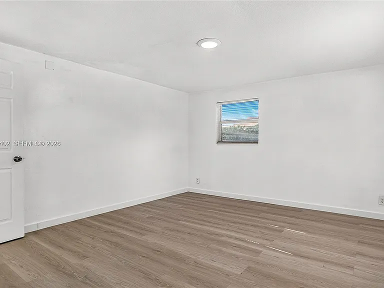 5800 Taylor St #2 — Photo 28
