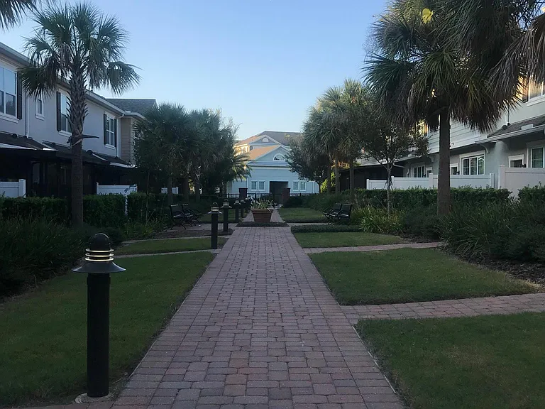 880 Taramundi Dr — Photo 14
