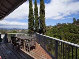 2222 Ridgemont Dr, Los Angeles, CA 90046