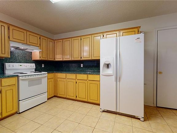 4th image of 4106 Waterproof Dr
