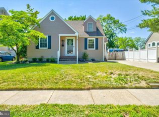 44 S Terrace Ave, Maple Shade, NJ 08052