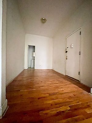 4th image of 495 Quincy St APT 1D