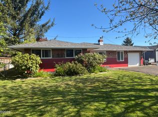 4204 Dogwood Ave, Tillamook, OR 97141