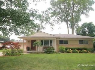 53240 Aulgur Dr, Shelby Township, MI 48316