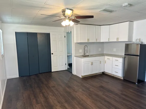 8725 55th Way, Pinellas Park, FL 33782