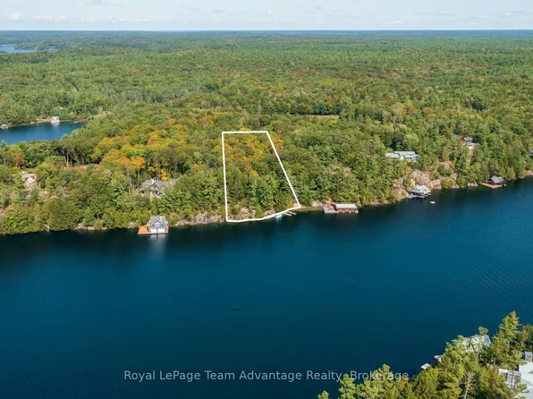 11 Veronica Gene Ln, Seguin, ON P0C 1J0