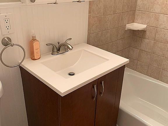 4th image of 6135 Leesburg Pike APT 105