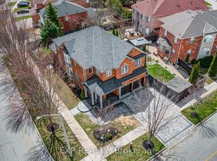 7 Litchi Ct, Richmond Hill, ON L4E 4V1