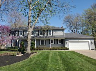 415 Lowell Dr, Highland Heights, OH