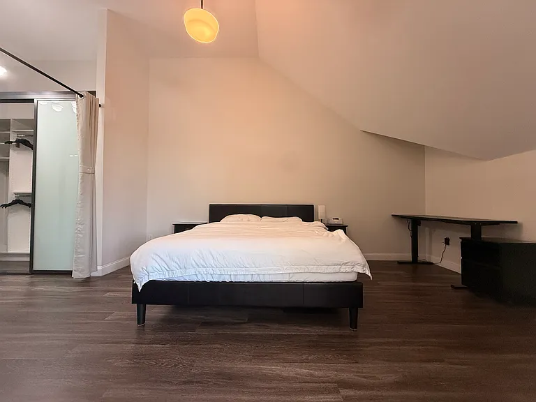 1022 Hancock St #304 — Photo 7