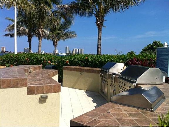 BBQ Area on Pool Deck