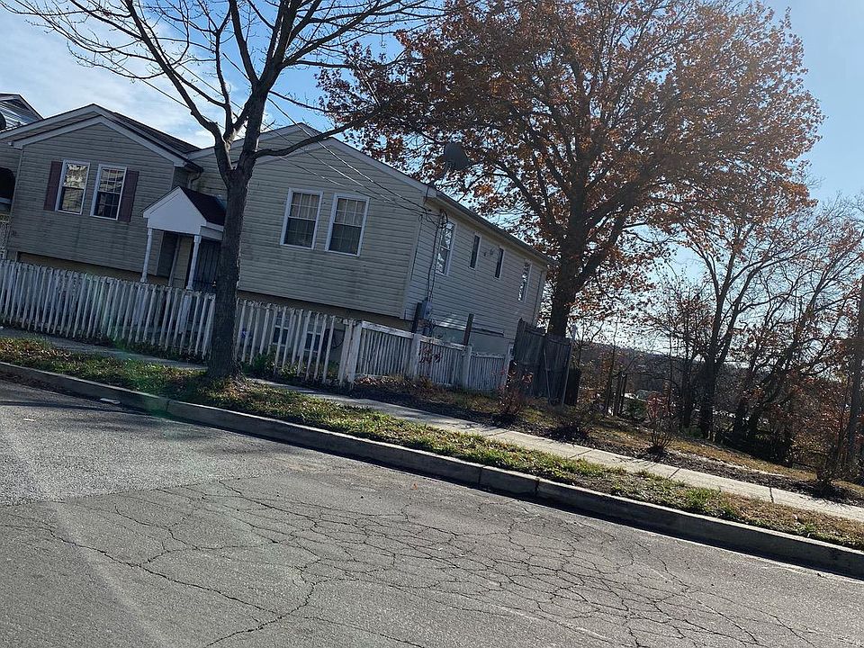 2nd image of 50th And Jay Ne Use #5015