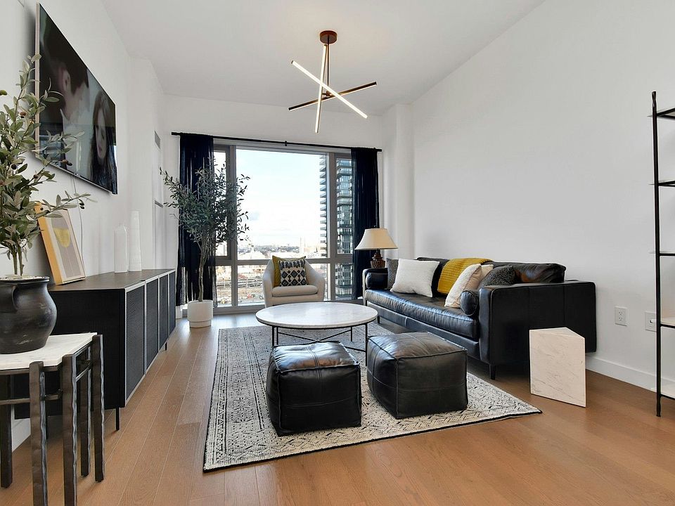 1st image of 75 Park Ln S APT 1203