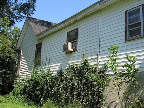 4th image of 200 Betty Hope Ln