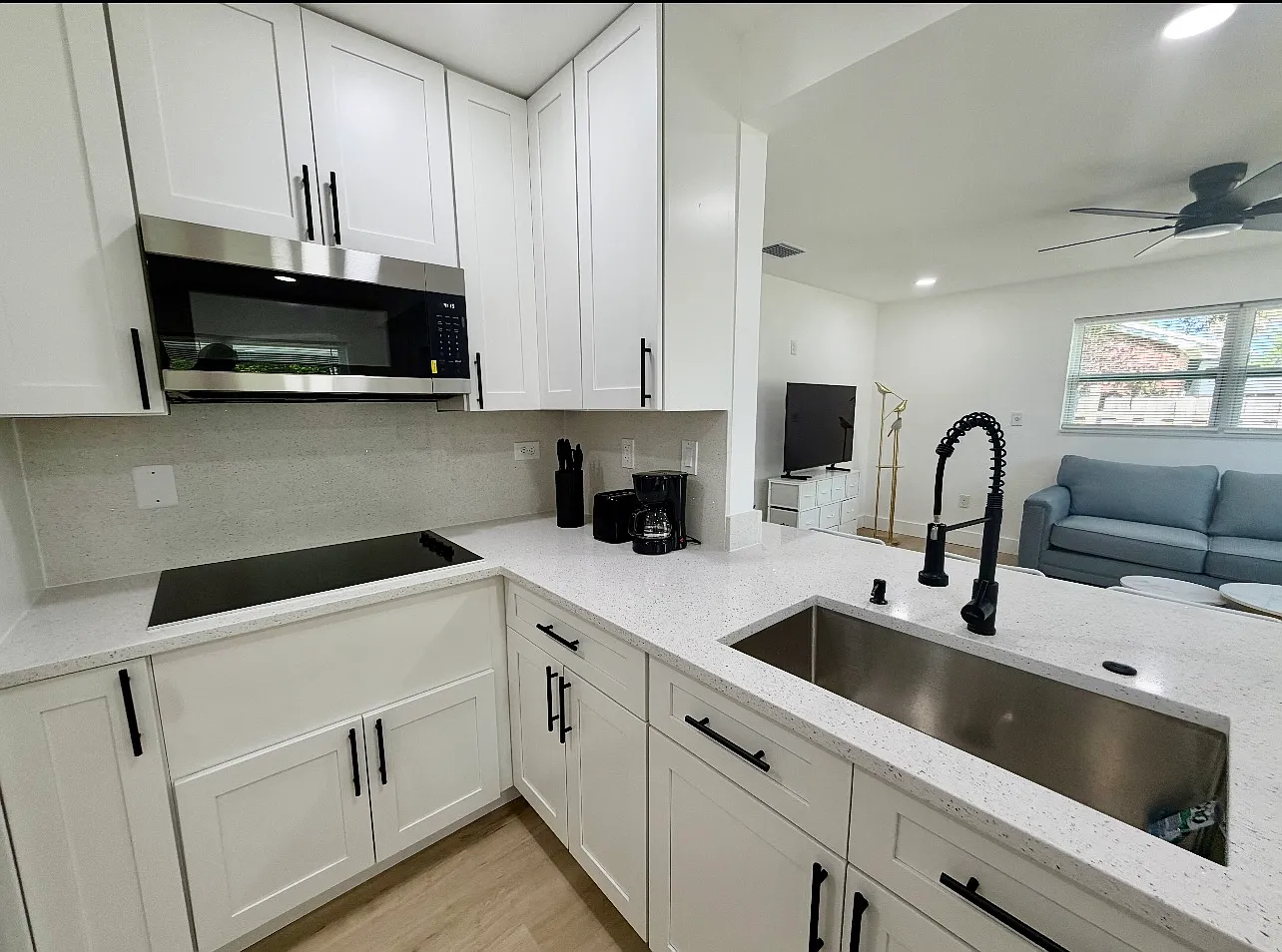2 bed, 864 sqft, $1,490 — Photo 1