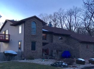 56911 Hollywood Blvd, South Bend, IN
