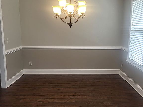 4th image of 5196 Carlton Ridge Cir