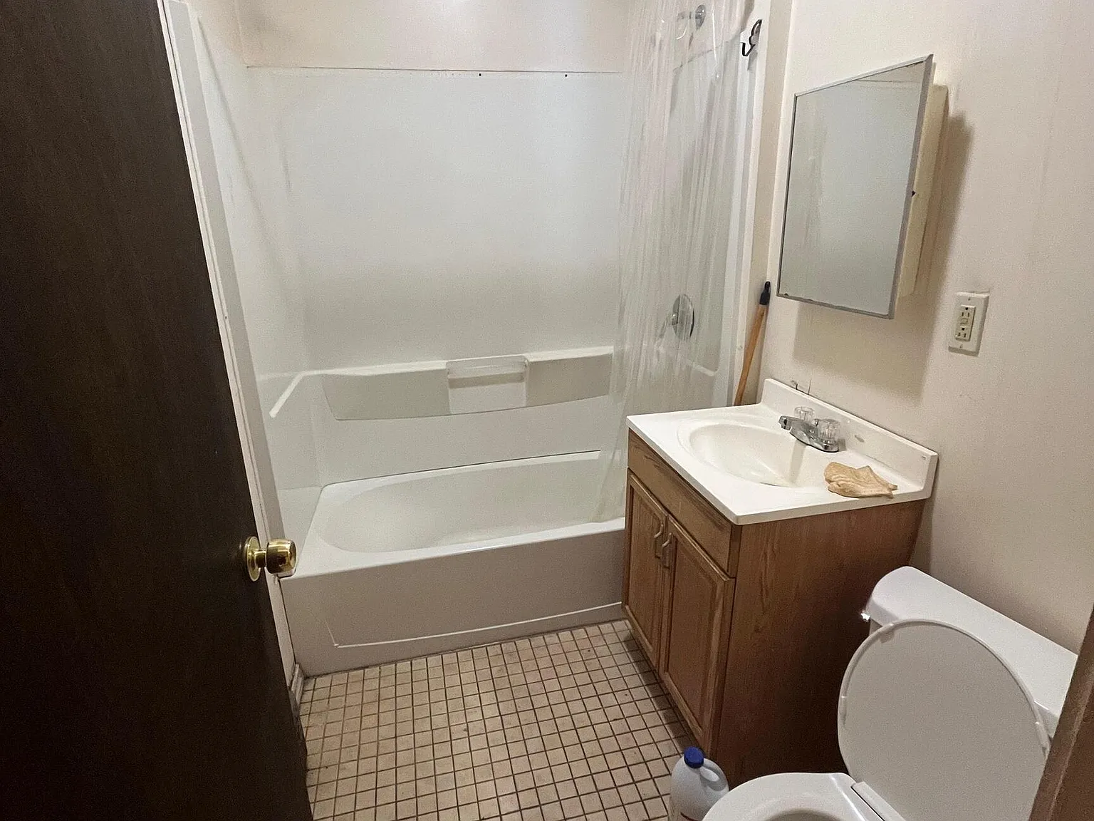 1 bed, 1.0 bath, 600 sqft, $1,100 — Photo 4