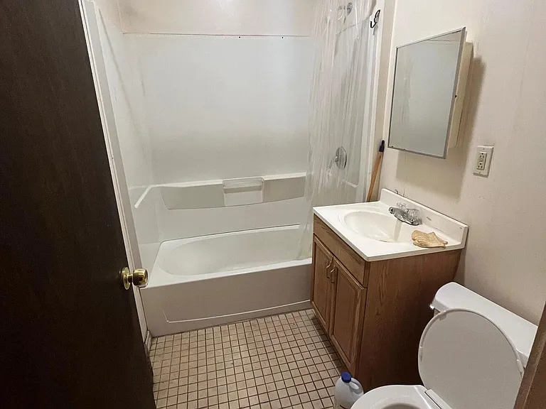 267 Wethersfield Ave — Photo 4